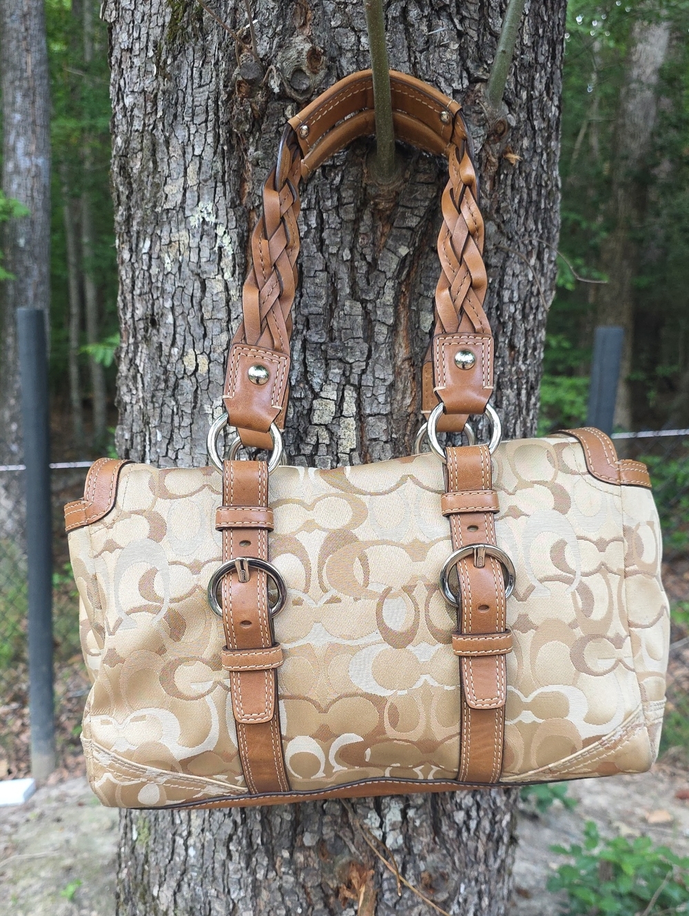 Coach 2007 Large Chelsea Top Turnlock Satchel In Optic - Picture 6 of 12